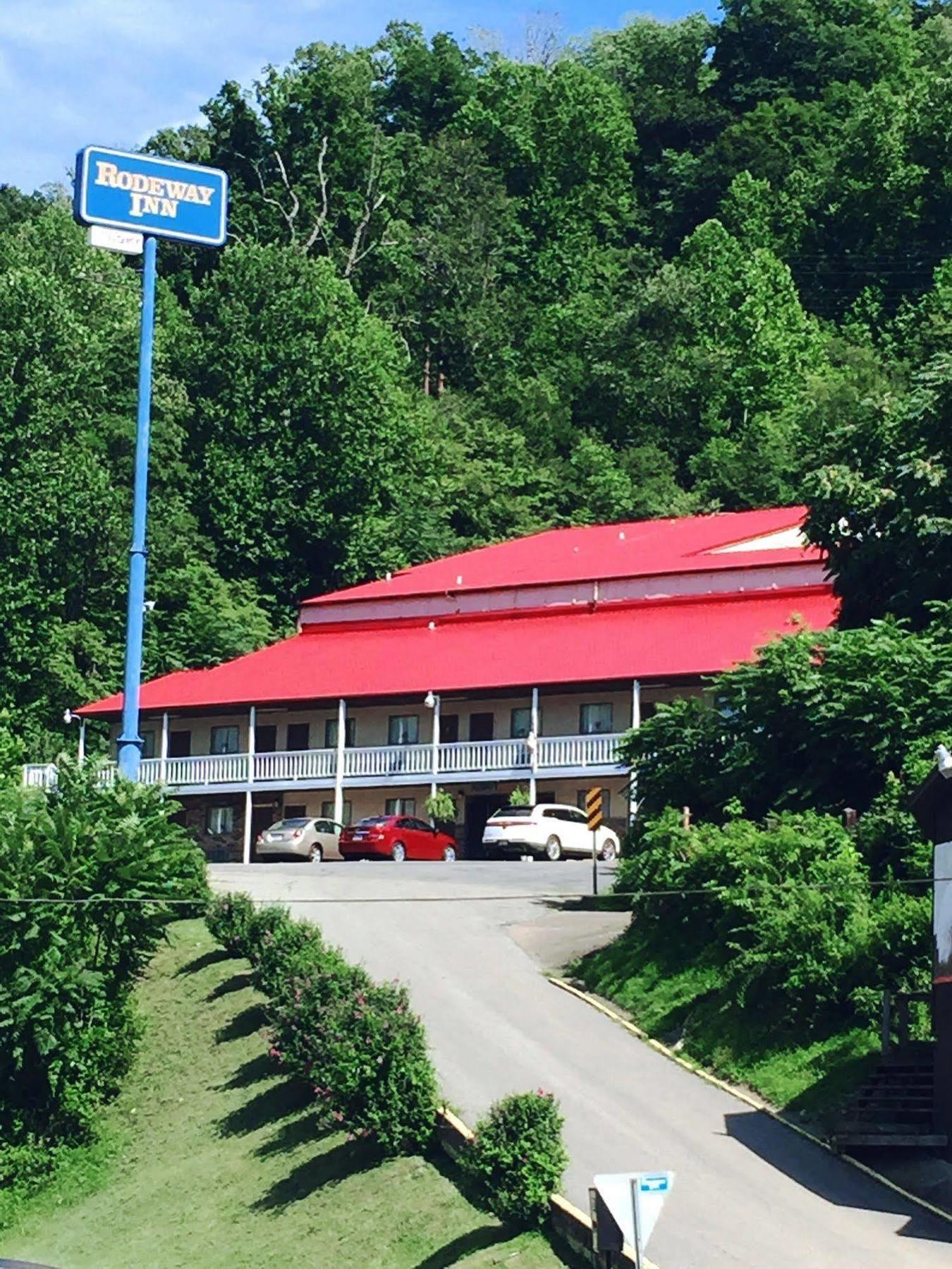 Oyo Hotel Chapmanville Inn, Wv - Hwy 119 Exterior foto